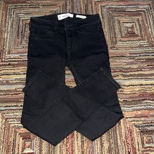 Black jeans from Hollister size 00S, perfect condition